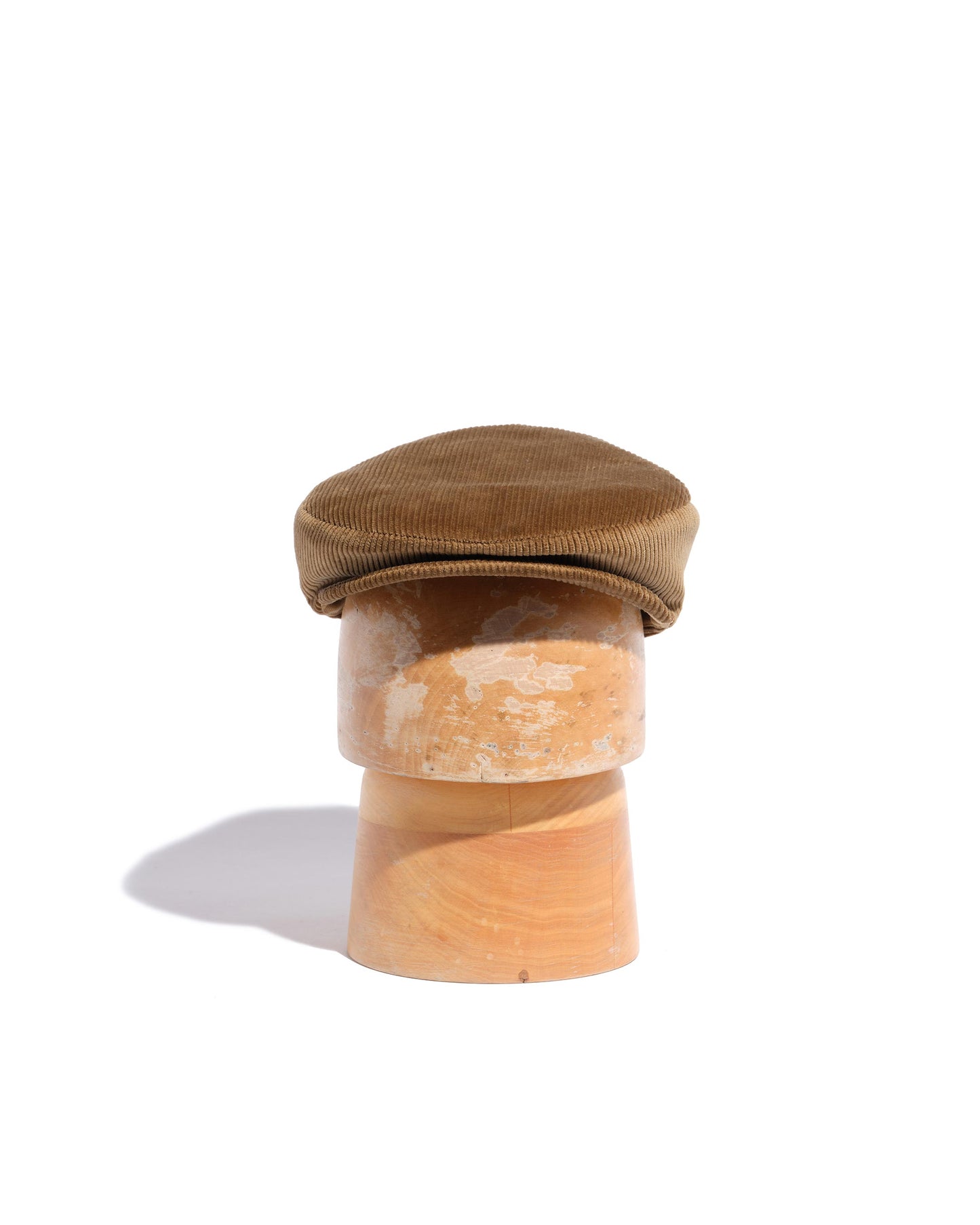 Casquette traditionnelle velours côtelé noisette